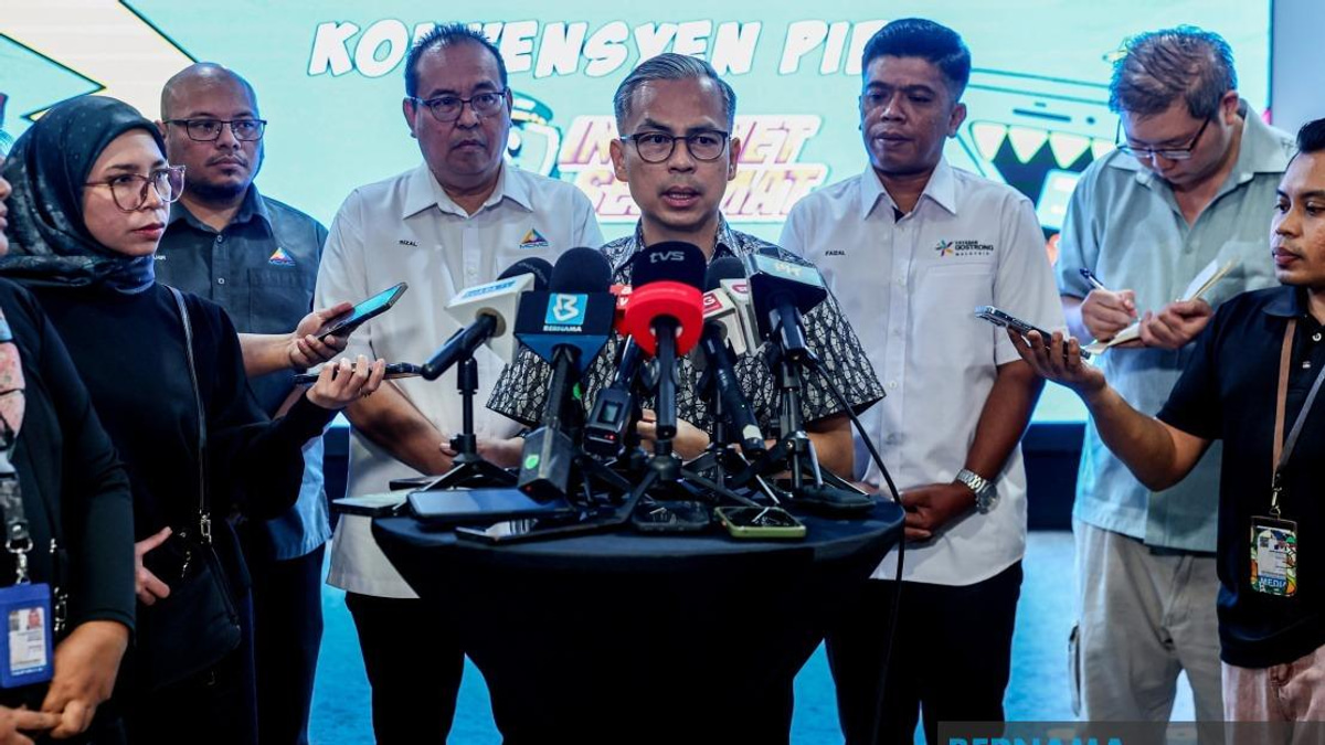 Parents Must Vigilantly Monitor Children's AI Relationships, Warns Fahmi