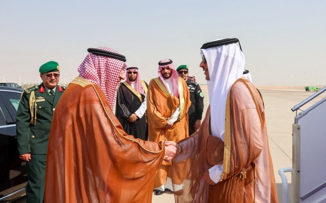Qatar's Premier Visits Saudi Arabia to Advance Regional Stability Dialogue