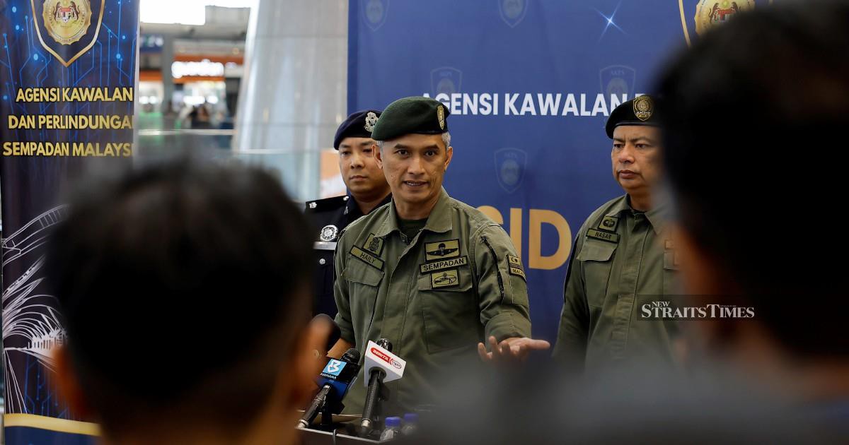 Malaysia Airlines Pilot's Baggage Screened by AVSEC, Not MCBA Border Agency
