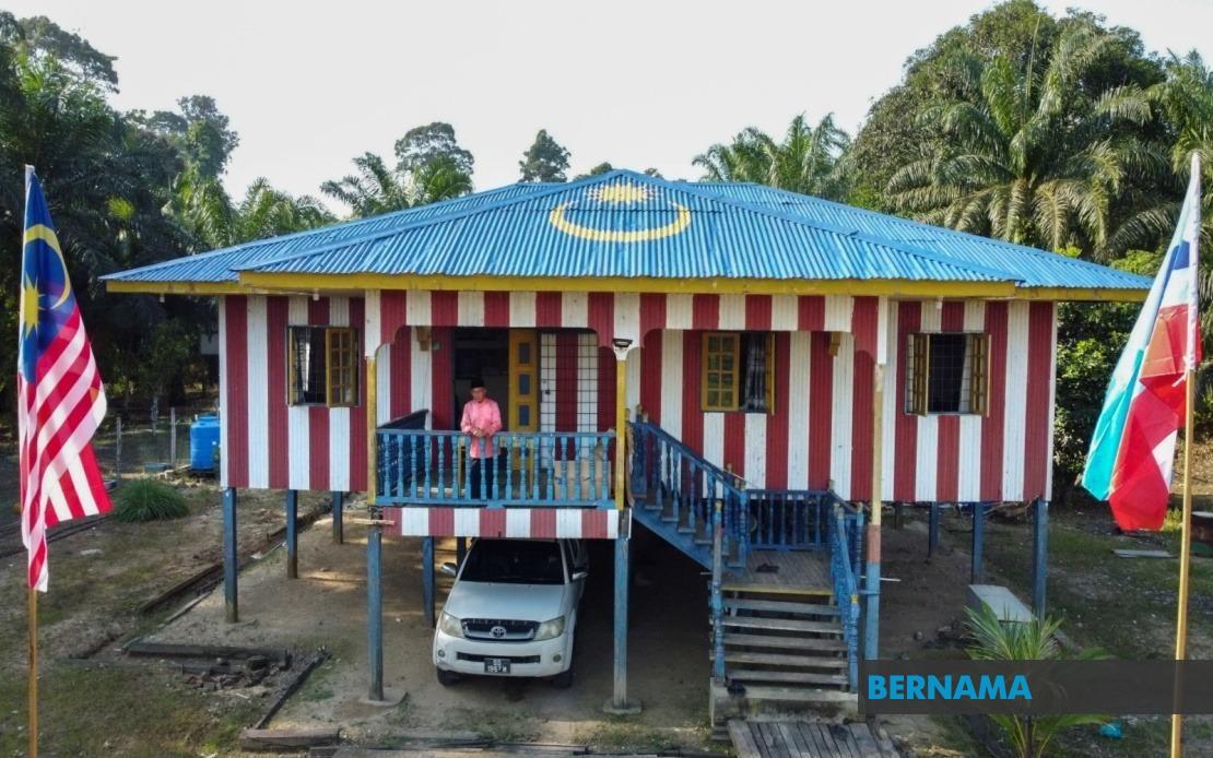 Teratak Gemilang: A Sandakan Home Painted as Monument to National Pride