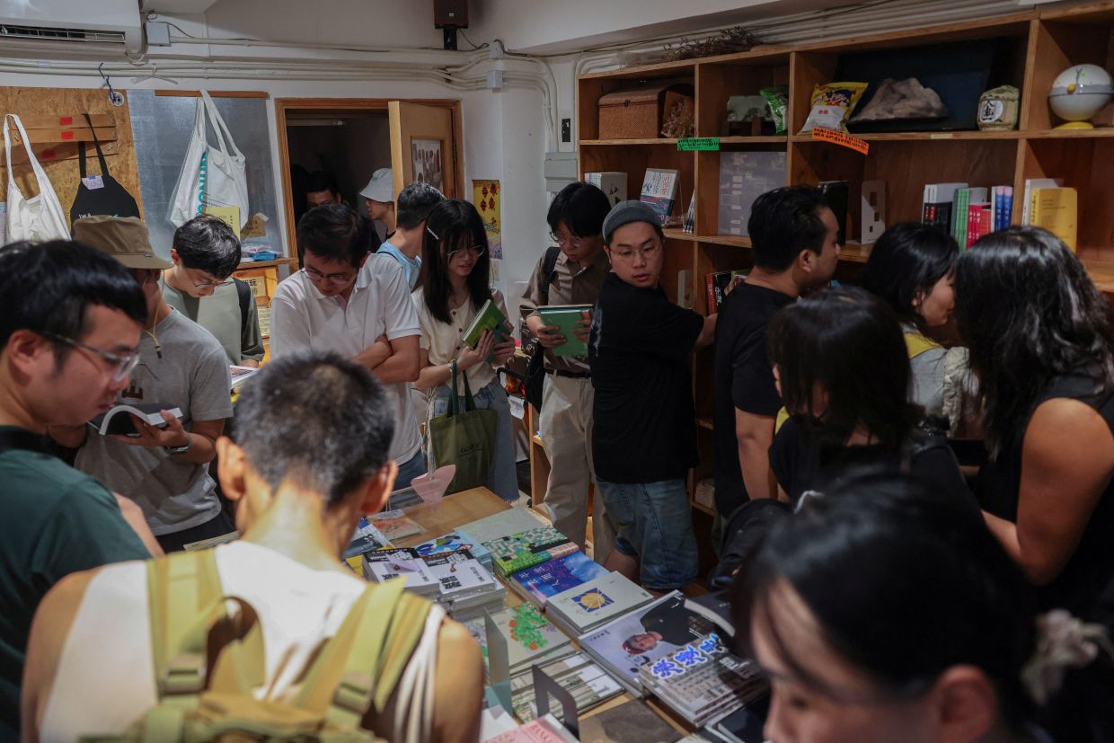 Hong Kong's Independent Bookstores Face Extinction as Security Crackdown Deepens