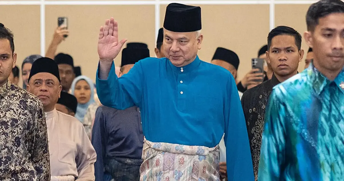 Sultan Nazrin urges restraint in governance, stressing cooperation over emotion