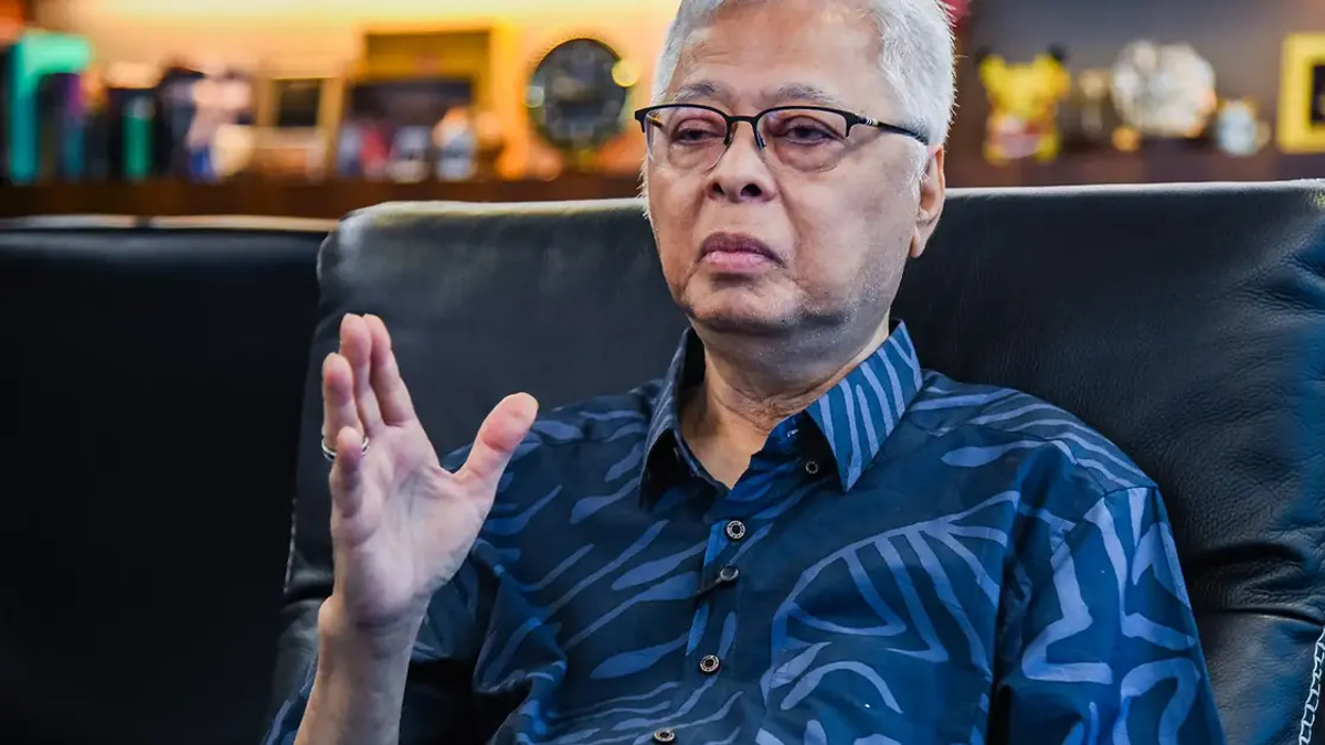 Court Adjourns Ismail Sabri Case as Former PM Prepares for Heart Surgery