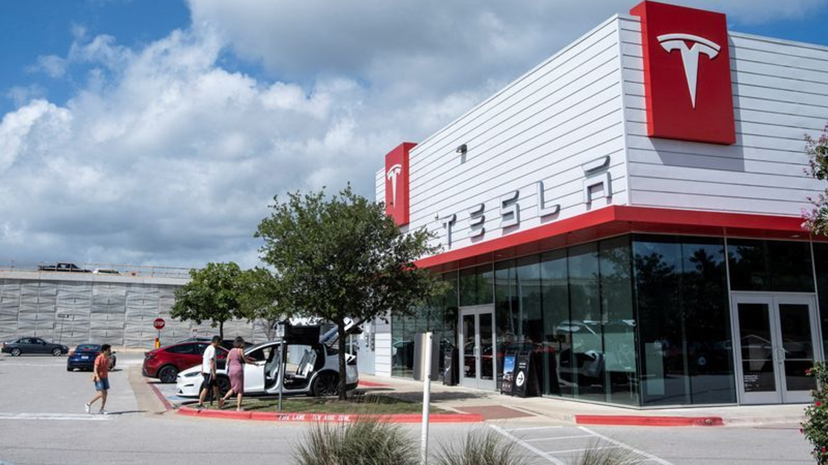 US Safety Board Opens Investigation Into Fatal Tesla Crash in Texas