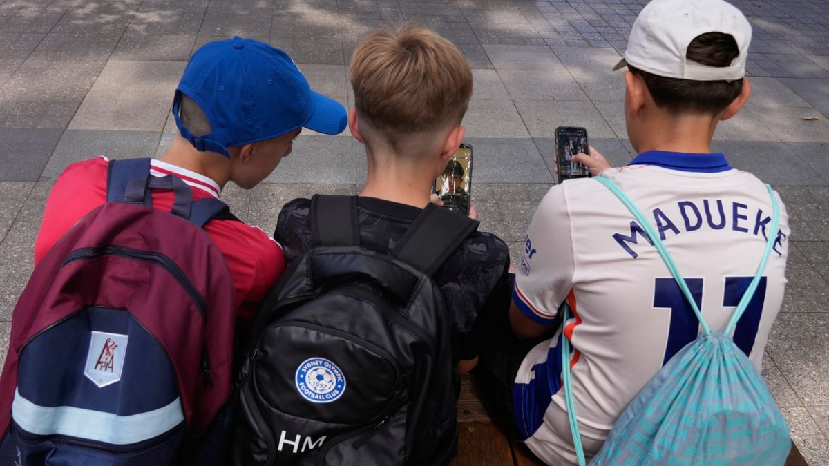 Australia to Tighten Social Media Ban for Children as Initial Law Proves Ineffective