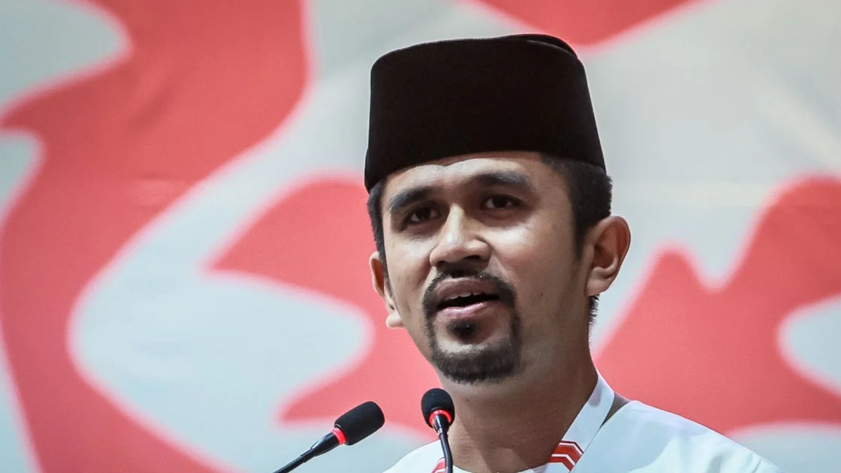 BN Youth Chief Questions Omission of Johor PH Senior Leaders from Election Slate