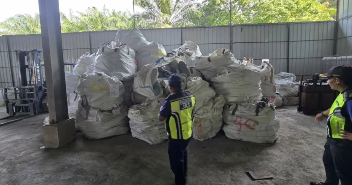 RM6.4mil e-waste haul in Kuantan: police detain factory manager