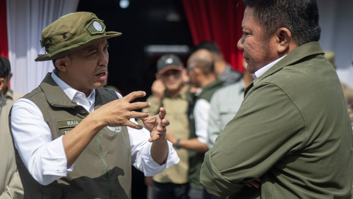 Indonesia's Anti-Corruption Body Probes Forestry Minister Over Alleged Bribe Discrepancies