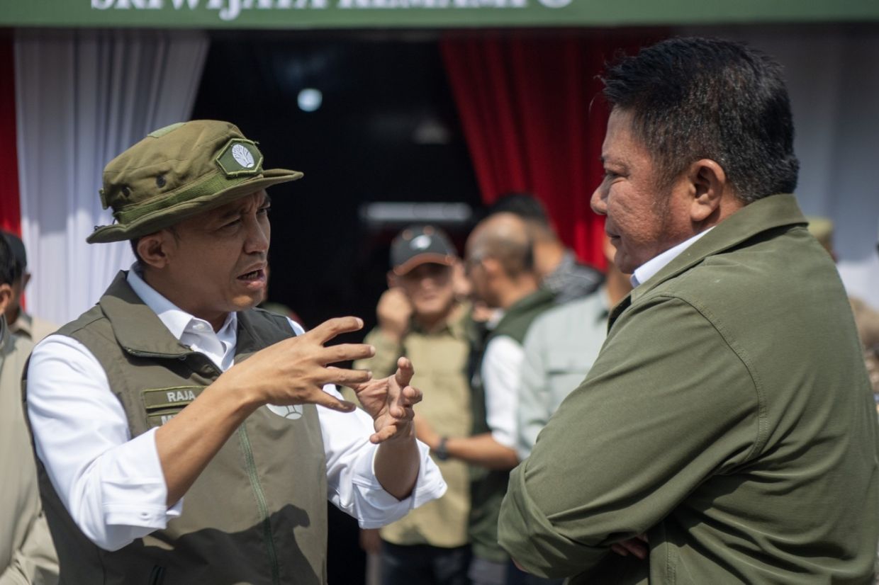 Indonesia's Anti-Corruption Body Probes Forestry Minister Over Alleged Bribe Discrepancies