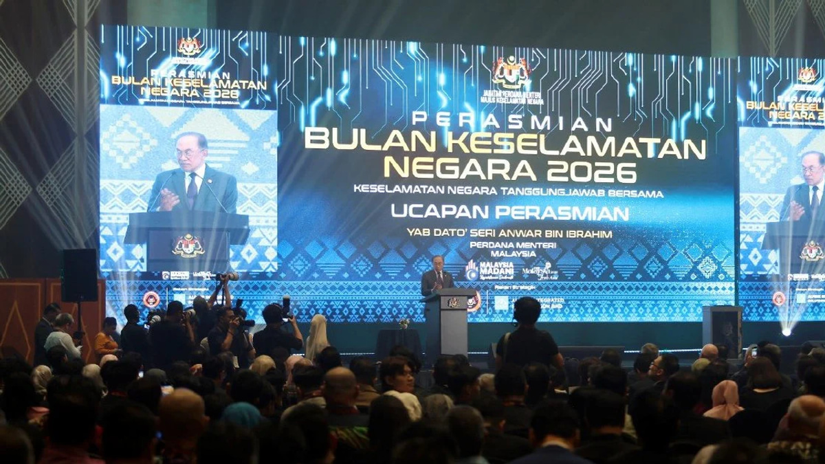 Anwar Warns Against Racial Politics as Johor Prepares for State Elections