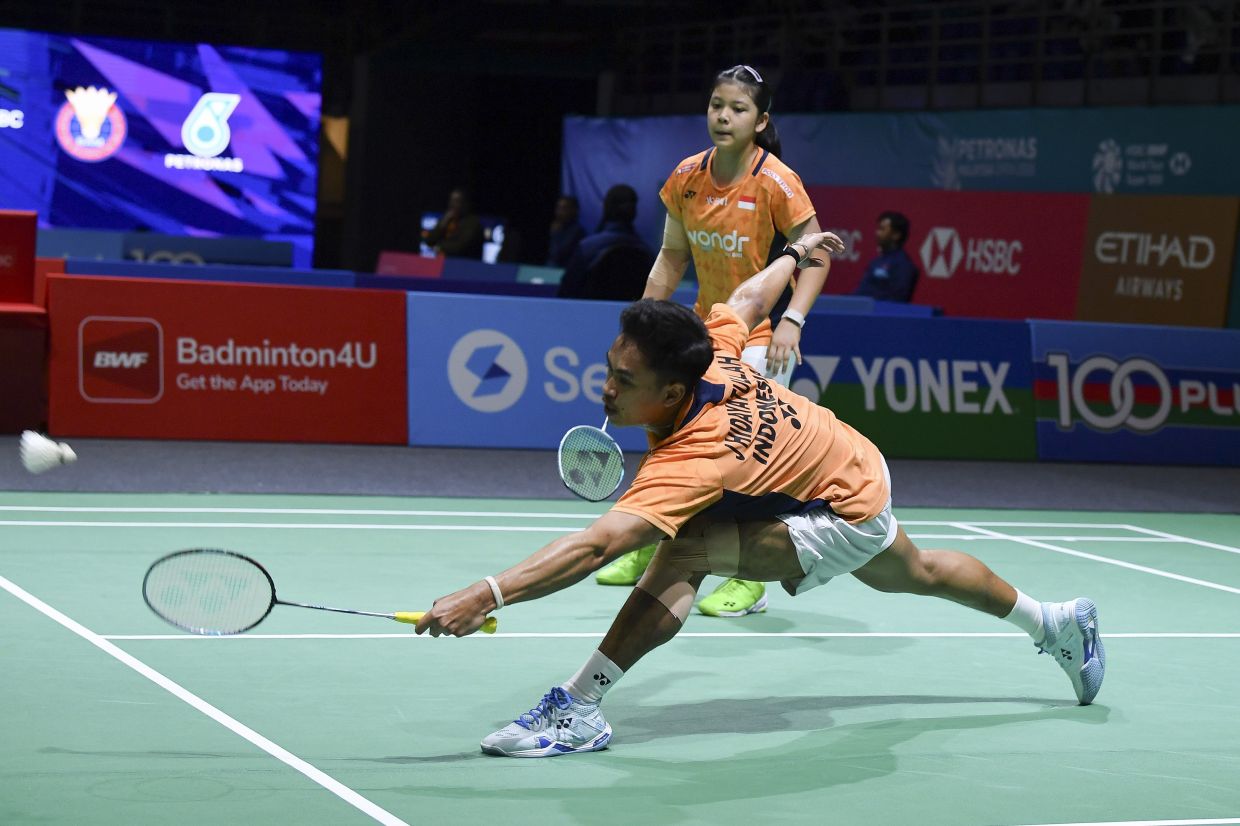 Indonesian badminton pairs withdraw from worlds as match-fixing inquiry deepens