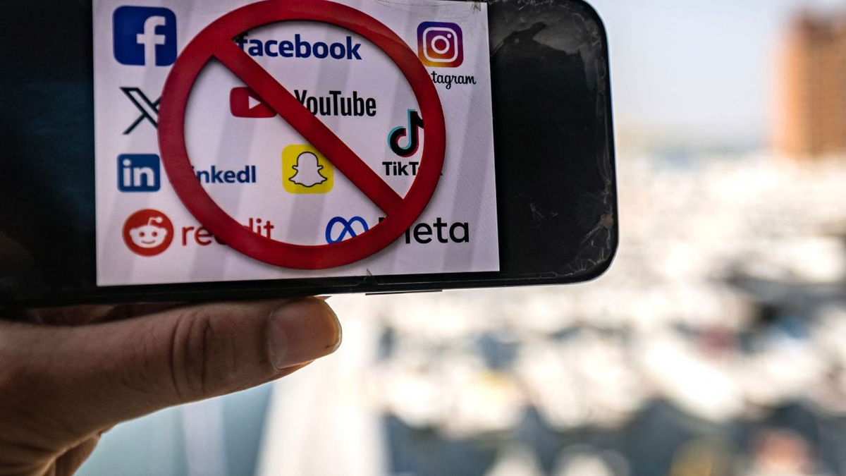 UAE Joins Global Wave with Social Media Ban for Under-15s