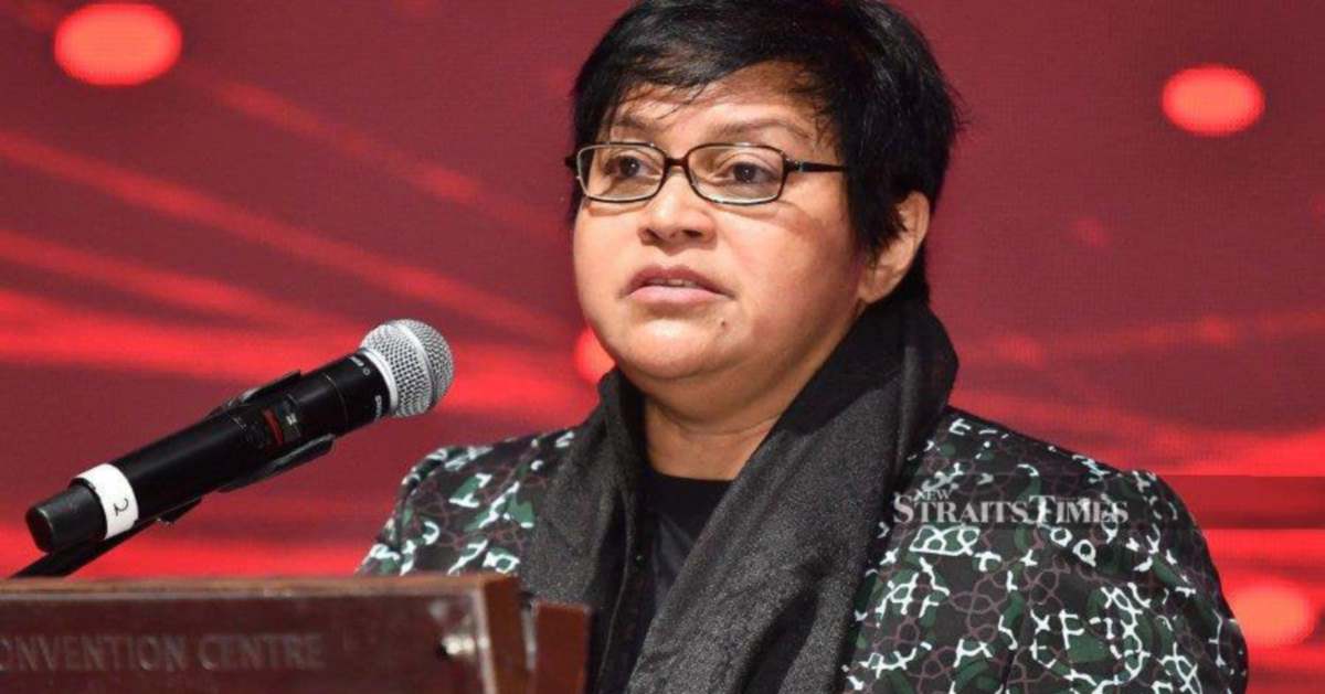 Coalition discussions for Johor should wait until votes are counted, says Azalina