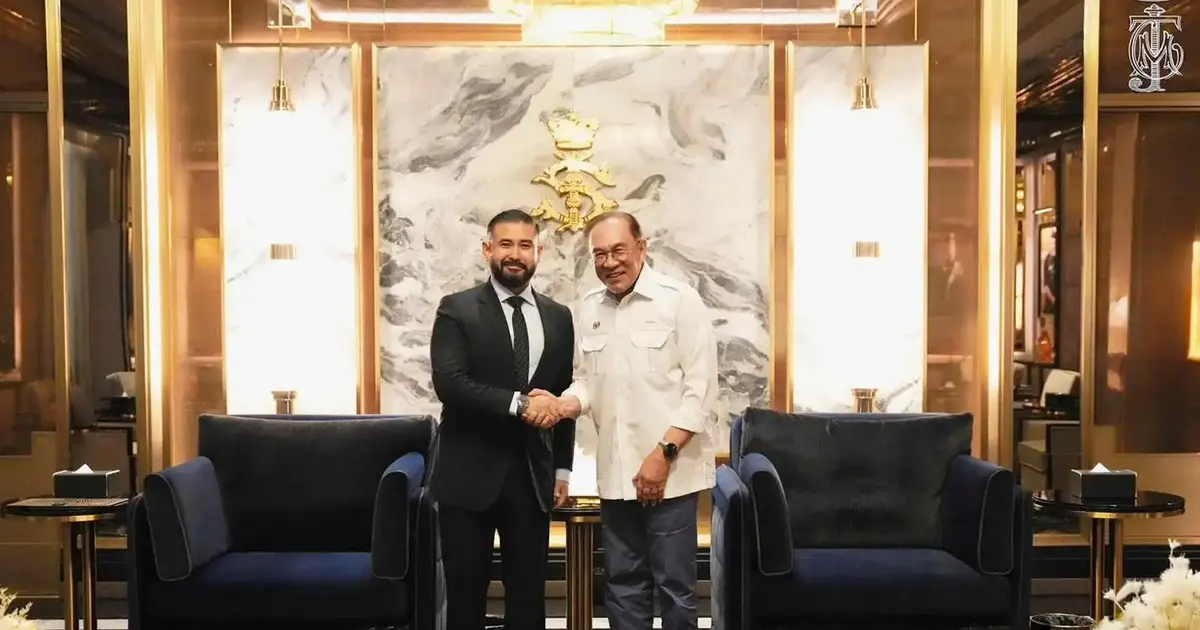 Anwar and Johor Regent Pledge to Strengthen State-Federal Partnership