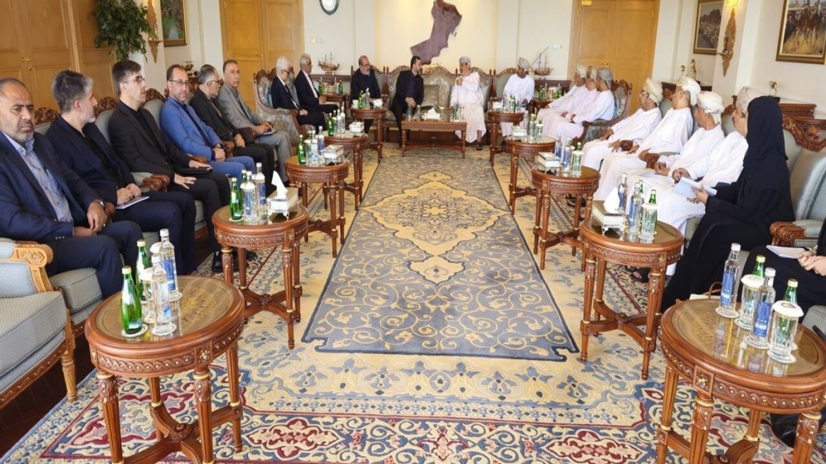 Iran and Oman Launch Joint Committee to Shape Future of Strait of Hormuz
