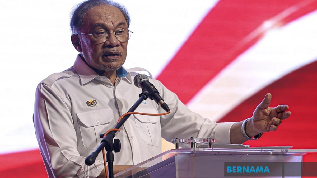 Government Exploring Affordable MADANI Tickets for F1 Grand Prix to Boost Public Access