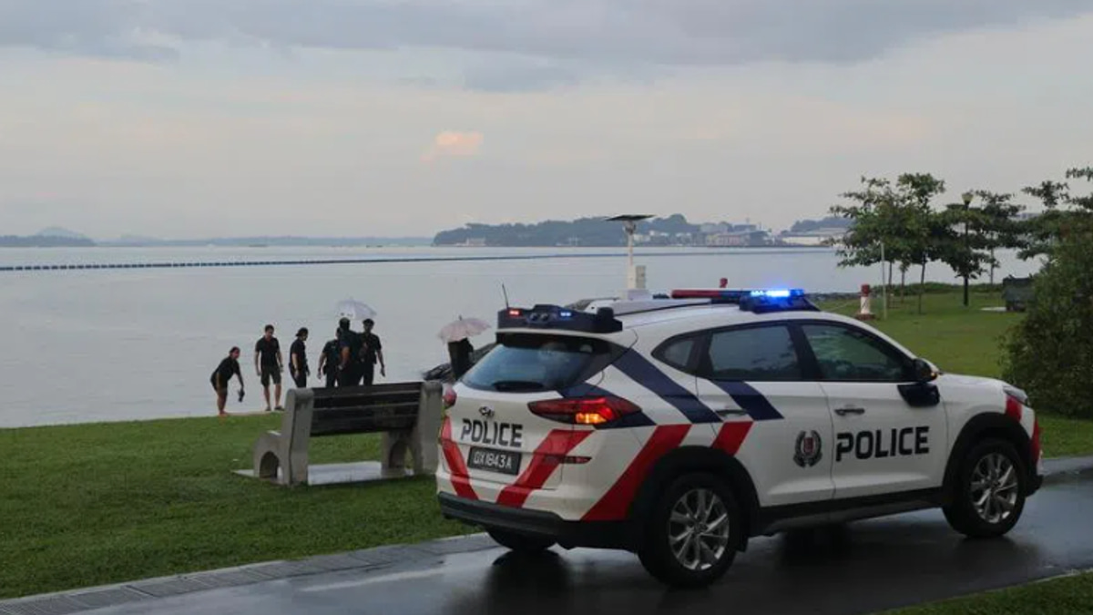 Paddleboarder dies after lightning strike off Singapore beach; six others injured