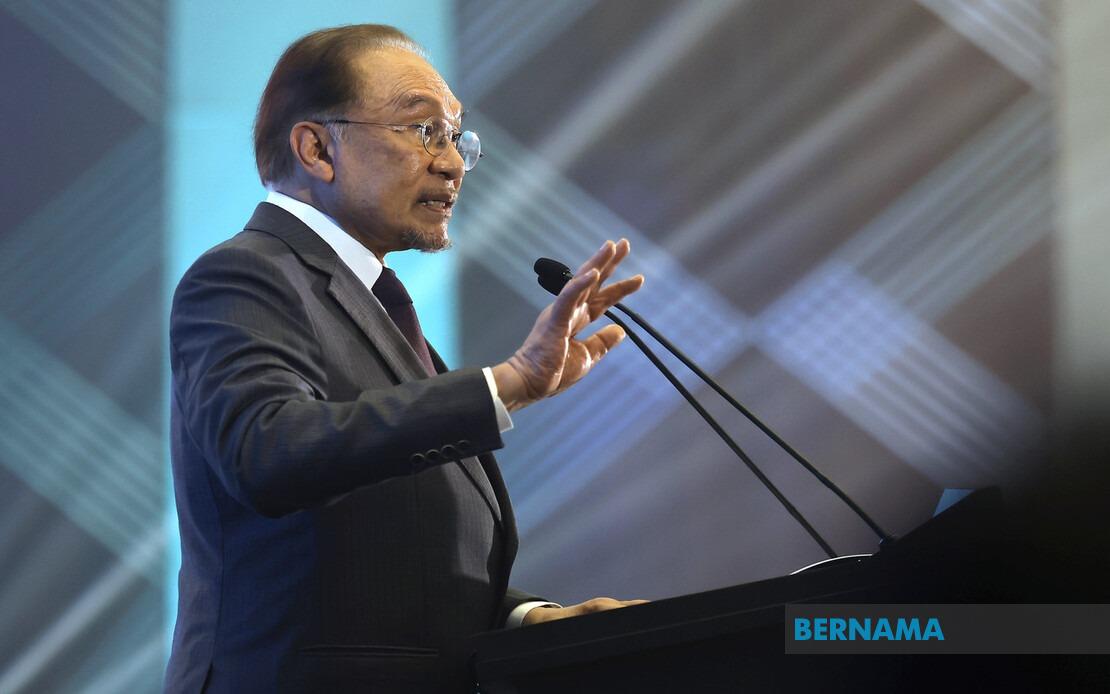 Malaysia Needs Whole-of-Nation Strategy to Combat Modern Security Threats, Says PM Anwar