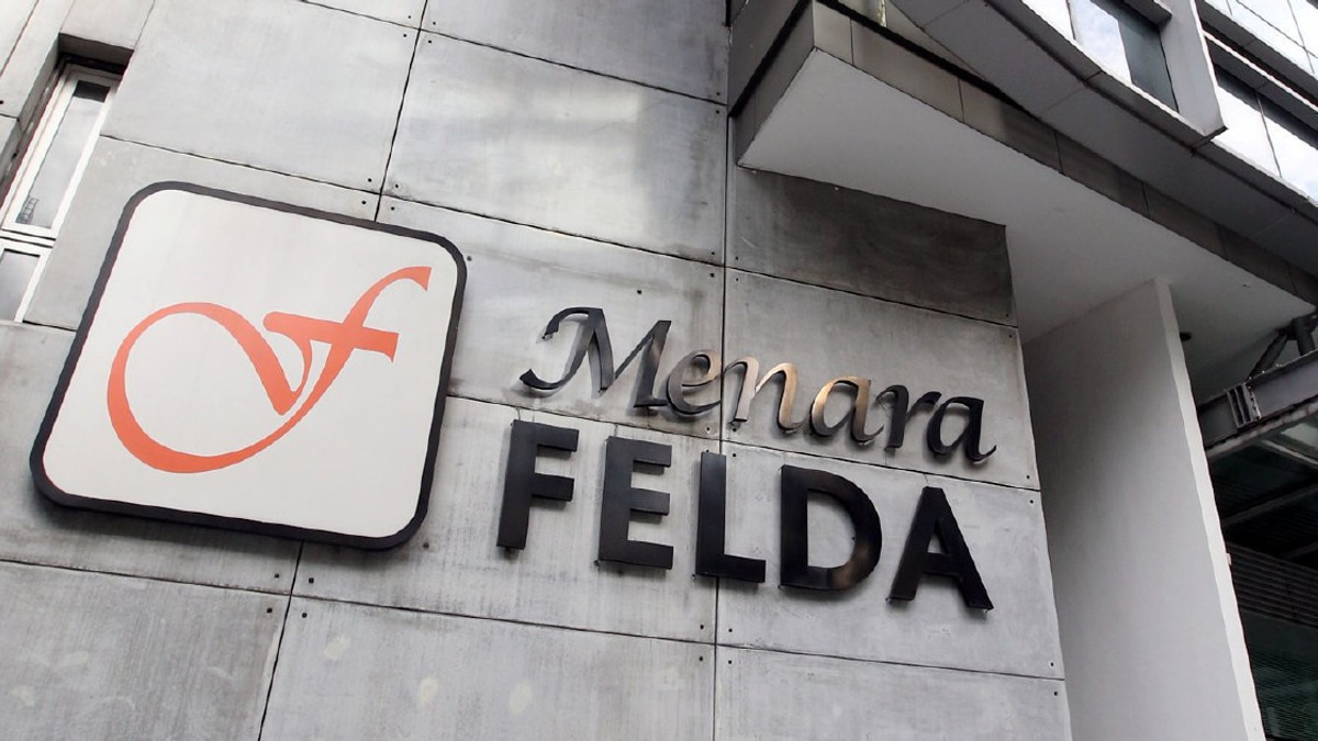 Anwar Ibrahim to Unveil Cabinet Paper on Felda Second-Home Scheme Within Month
