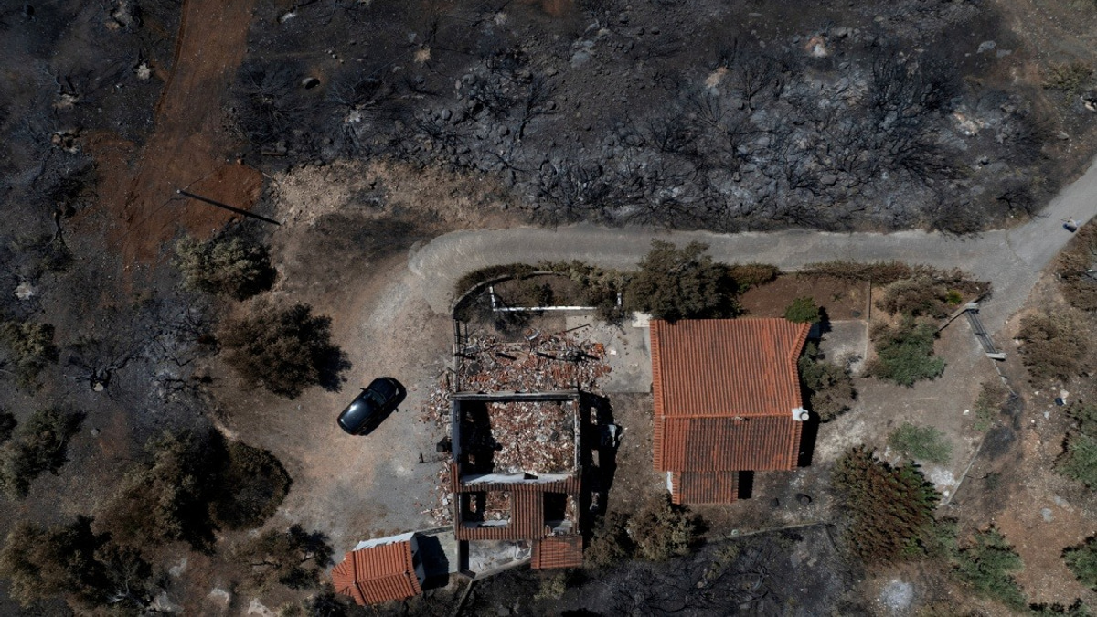 Greece on High Alert as Extreme Wildfire Conditions Threaten Athens Region