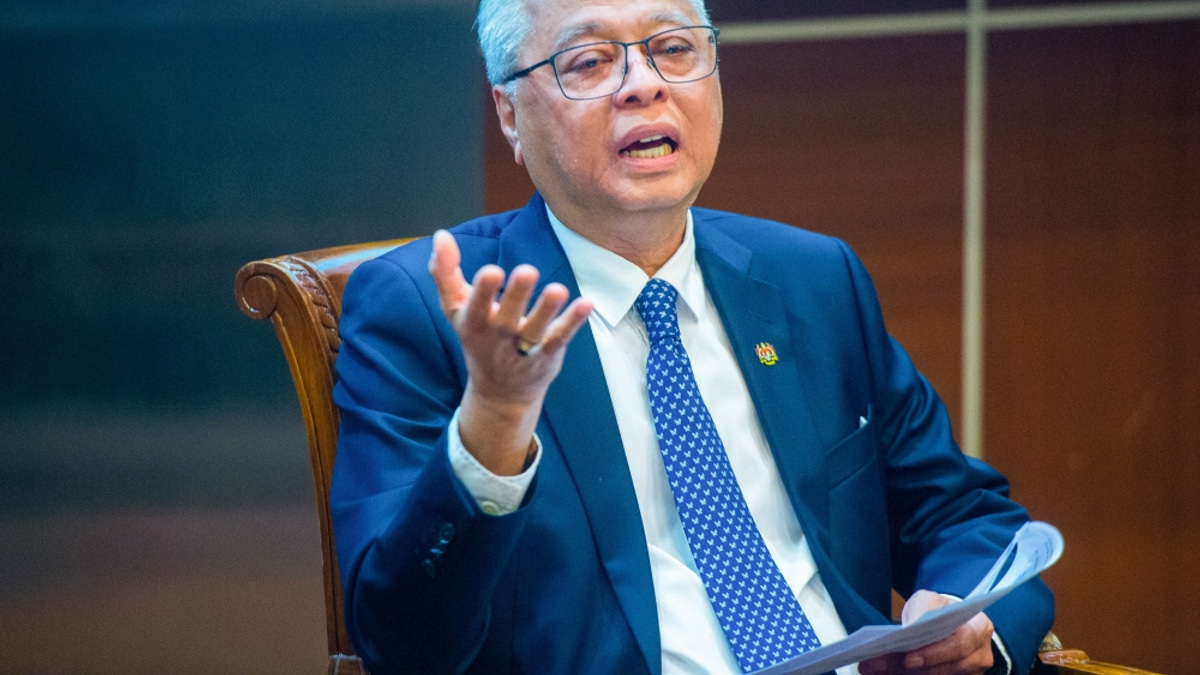 Former PM Ismail Sabri in stable condition following pacemaker implant at IJN