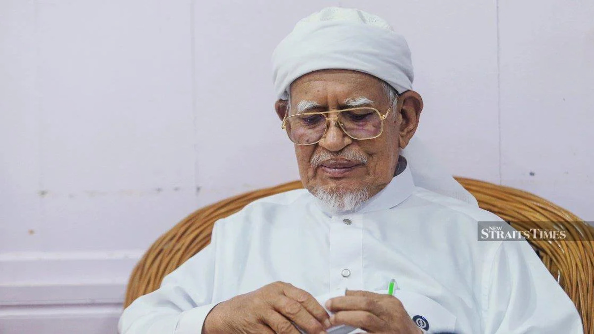 PAS Signals Support for Umno-Led Johor Administration if Barisan Falls Short of Majority