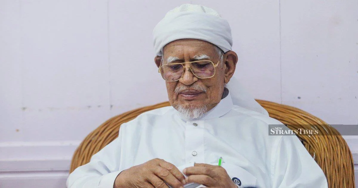 PAS Signals Support for Umno-Led Johor Administration if Barisan Falls Short of Majority