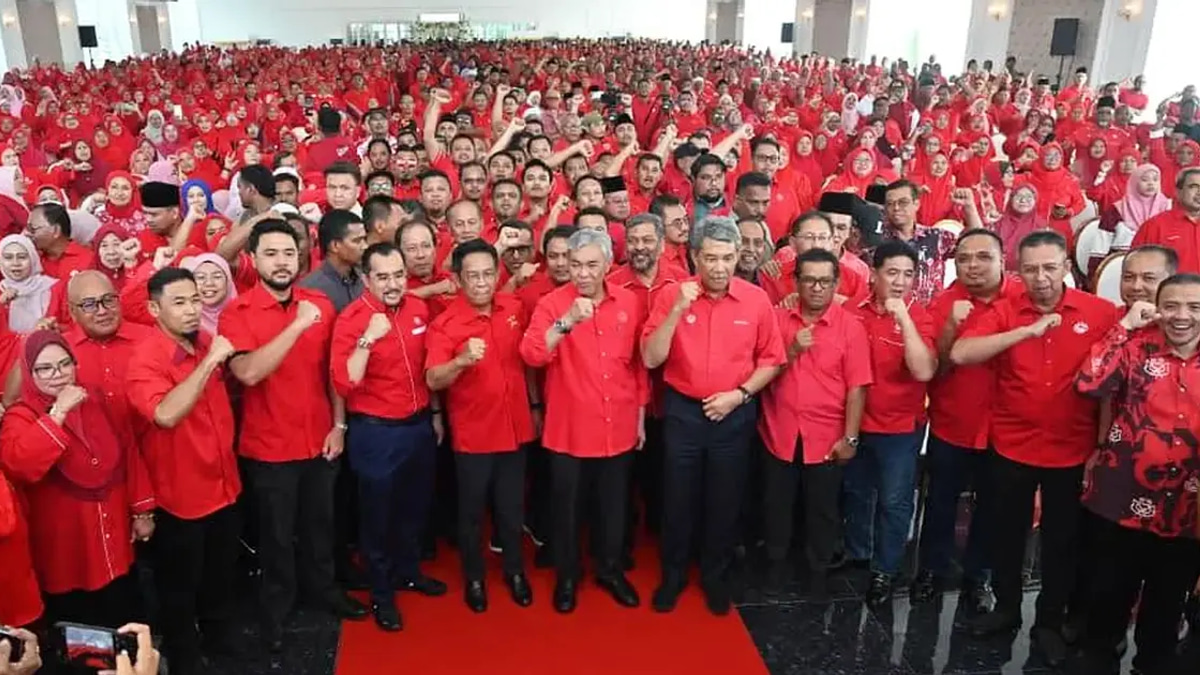 Tok Mat Takes Charge of BN Candidate Selection for Negeri Sembilan Election