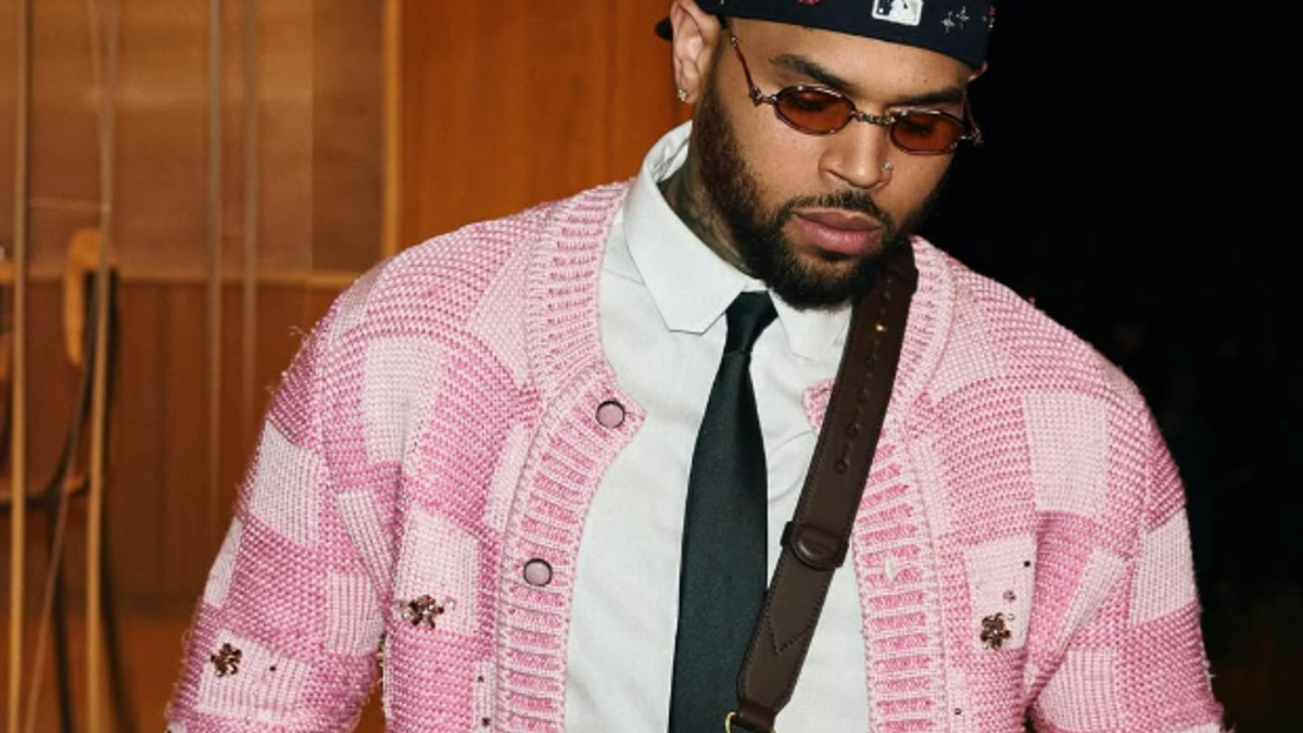 Chris Brown Ordered to Pay RM53 Million Over Housekeeper's Dog Attack