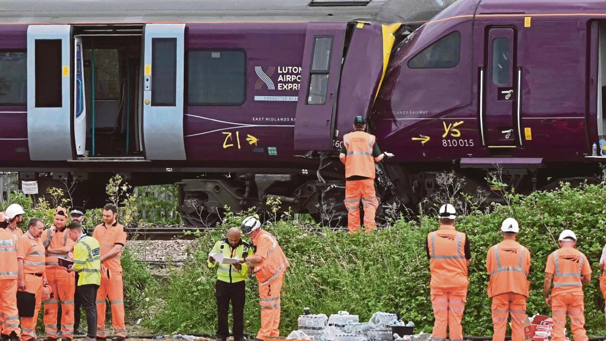 Train Driver Dies as UK Collision Injures 28; Inquiry Underway