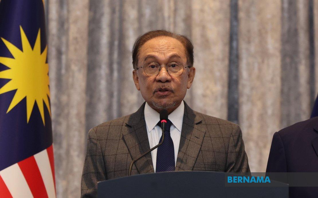 Media Must Balance Tech Adoption with Values, Anwar Tells Press