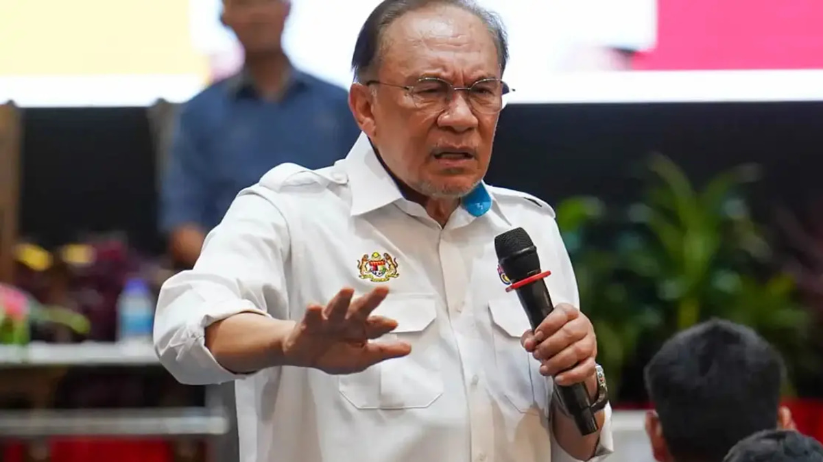 Anwar Dismisses Calls to Recalibrate US Relations Over Israeli Ban, Reaffirms Stance on Palestinian Civilians