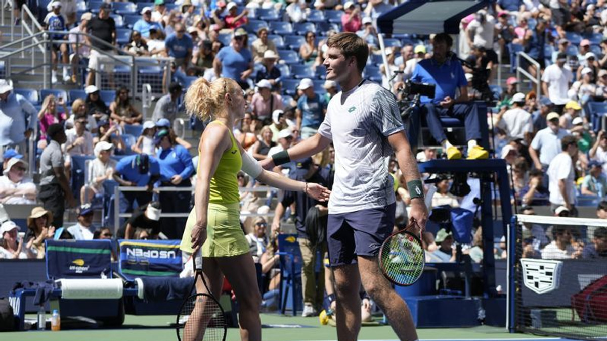 Williams makes triumphant US Open return with Alcaraz; top seeds Djokovic and Sabalenka ousted