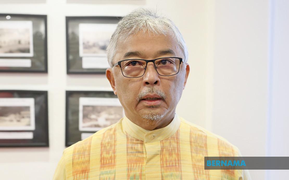 Sultan Abdullah Marks Sekolah Sultan Ahmad's Century of Educational Excellence