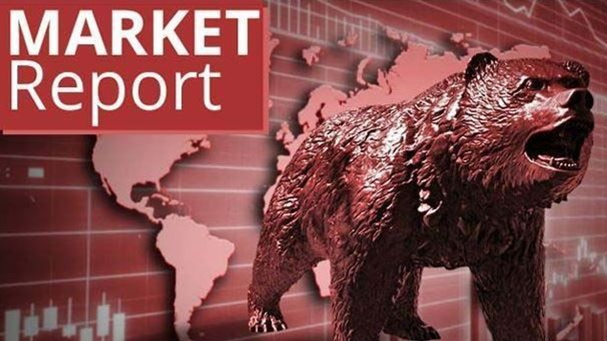 Malaysian stocks retreat as banking sector weakens amid geopolitical tensions