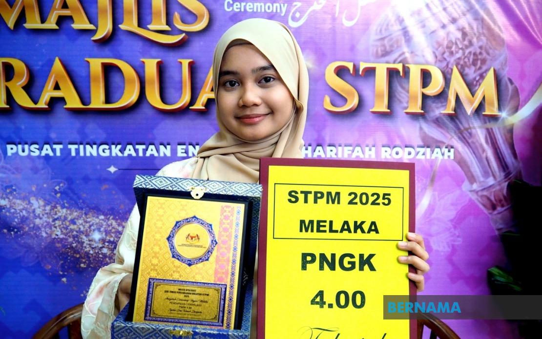 Father's Dying Wish Inspires Melaka Student to Perfect 4.00 STPM Score