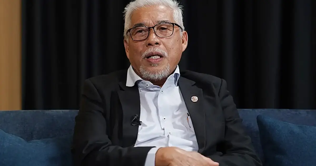 PKR's Hassan Karim Urges Caution Against Premature Election Call