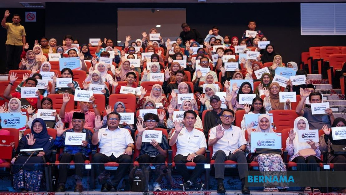 Malaysian Universities Adopt AI Guidelines to Safeguard Academic Integrity