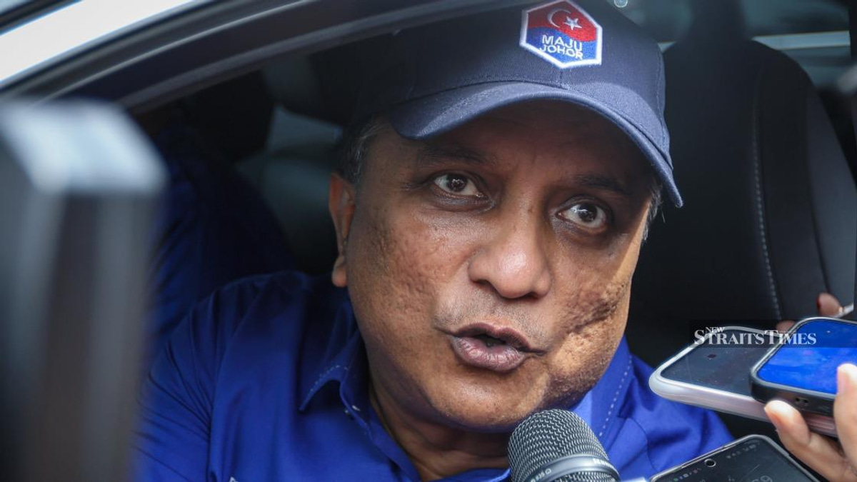 Reezal Merican Defends BN and Umno Against Tabung Haji Criticism