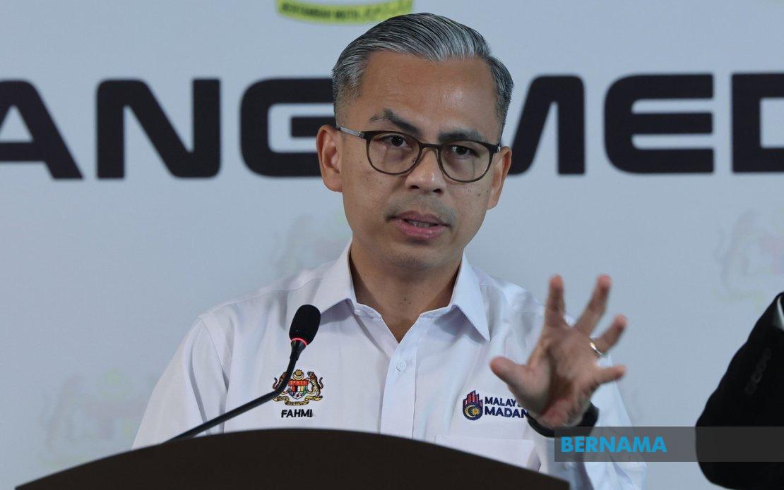 PM Orders Rapid Processing of 15,000 Foreign Worker Applications to Address Labour Gaps