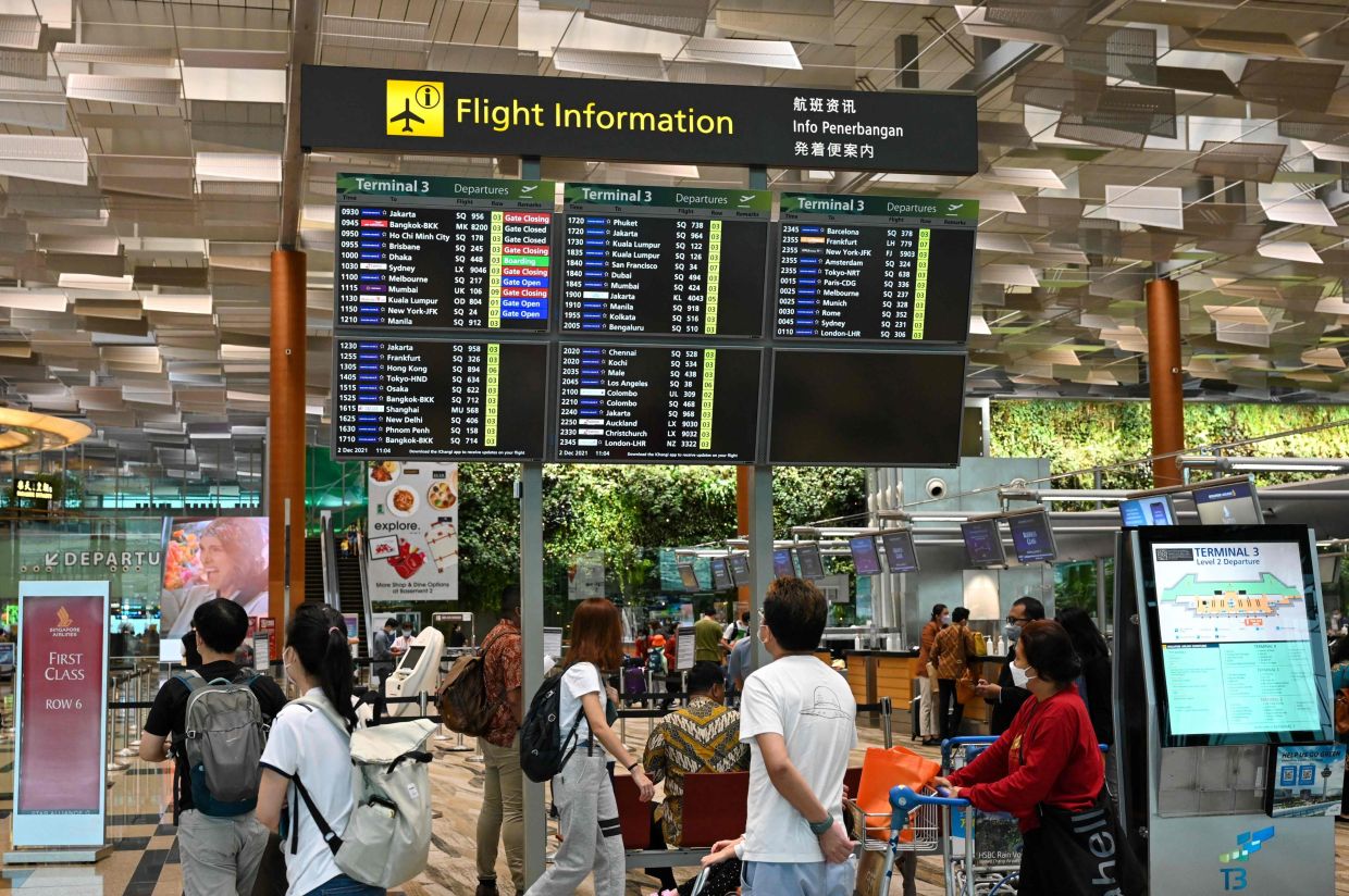 Hong Kong Mother, Adult Son Jailed in Singapore for Violent Changi Airport Incident