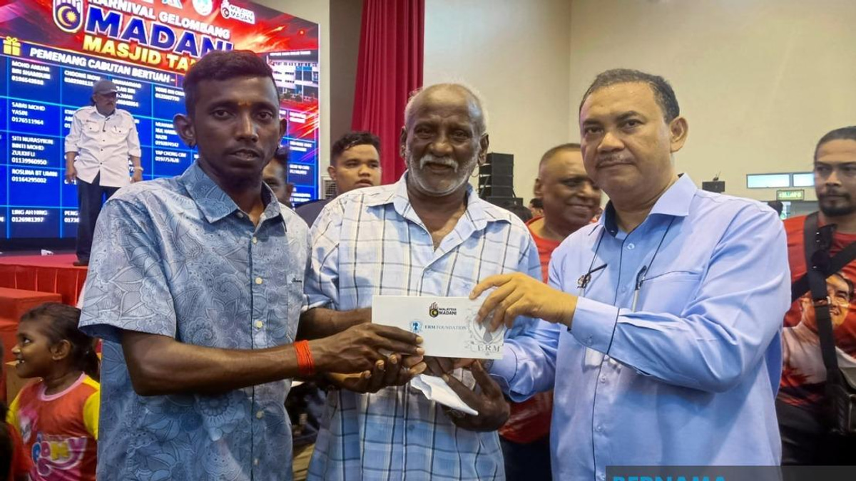 Over 2,000 Masjid Tanah Residents Receive Cash Aid Under MADANI Initiative