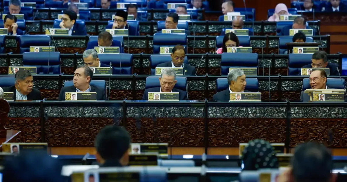 Parliament Need Not Dissolve If DAP Steps Down, PKR Leader Says