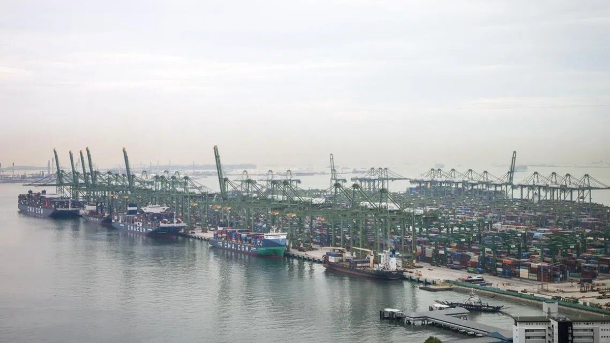 Trump's New Tariff Regime Hits Singapore: One-Third of US-Bound Exports Now Face 12.5% Duties