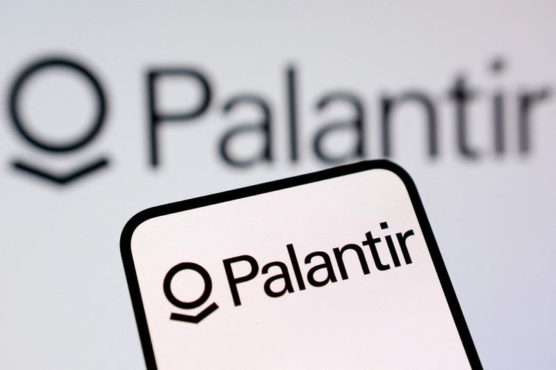 Palantir Raises Revenue Forecast as AI-Powered Analytics Demand Surges Globally