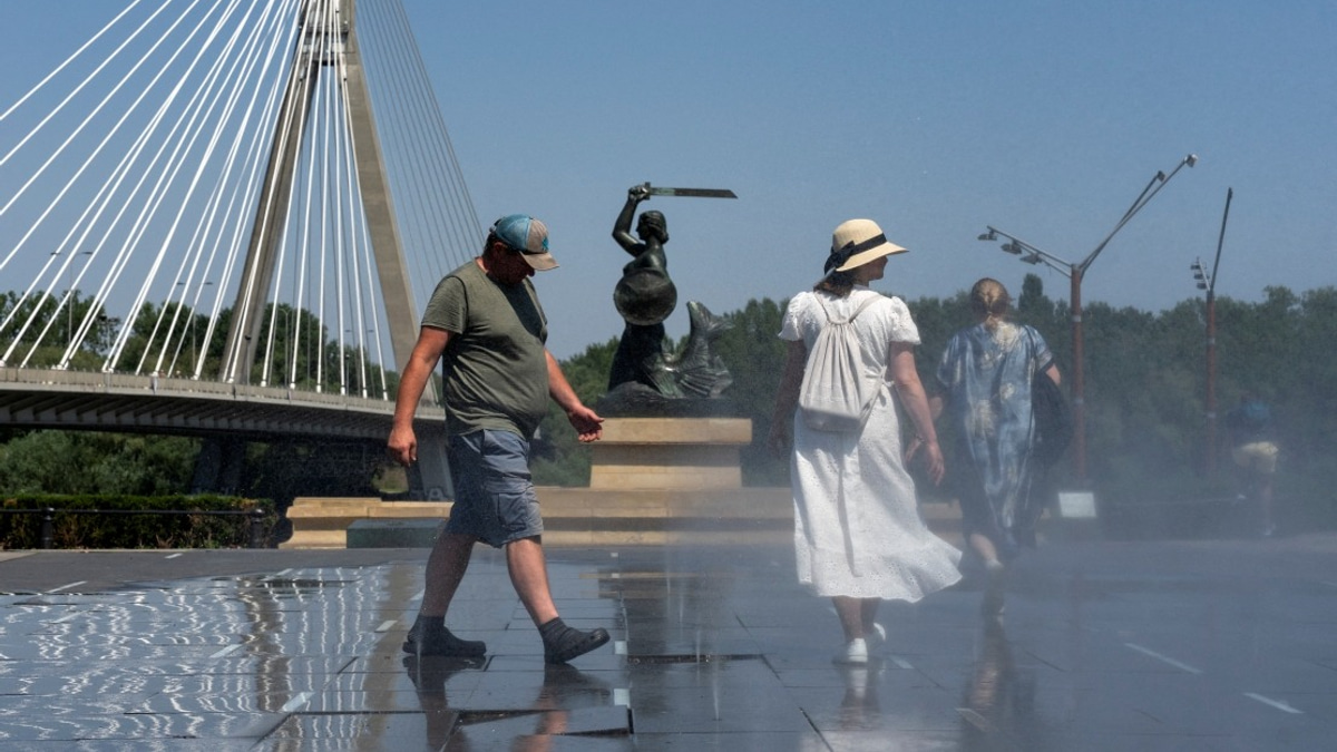 Poland Swelters Under Record Heat as Mercury Hits 40.5°C