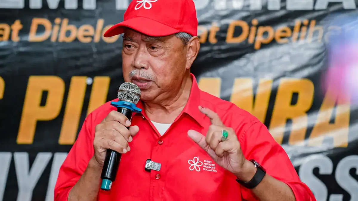 Muhyiddin Defends Bersatu's Election Role After Khaled's 'Meddling' Claim