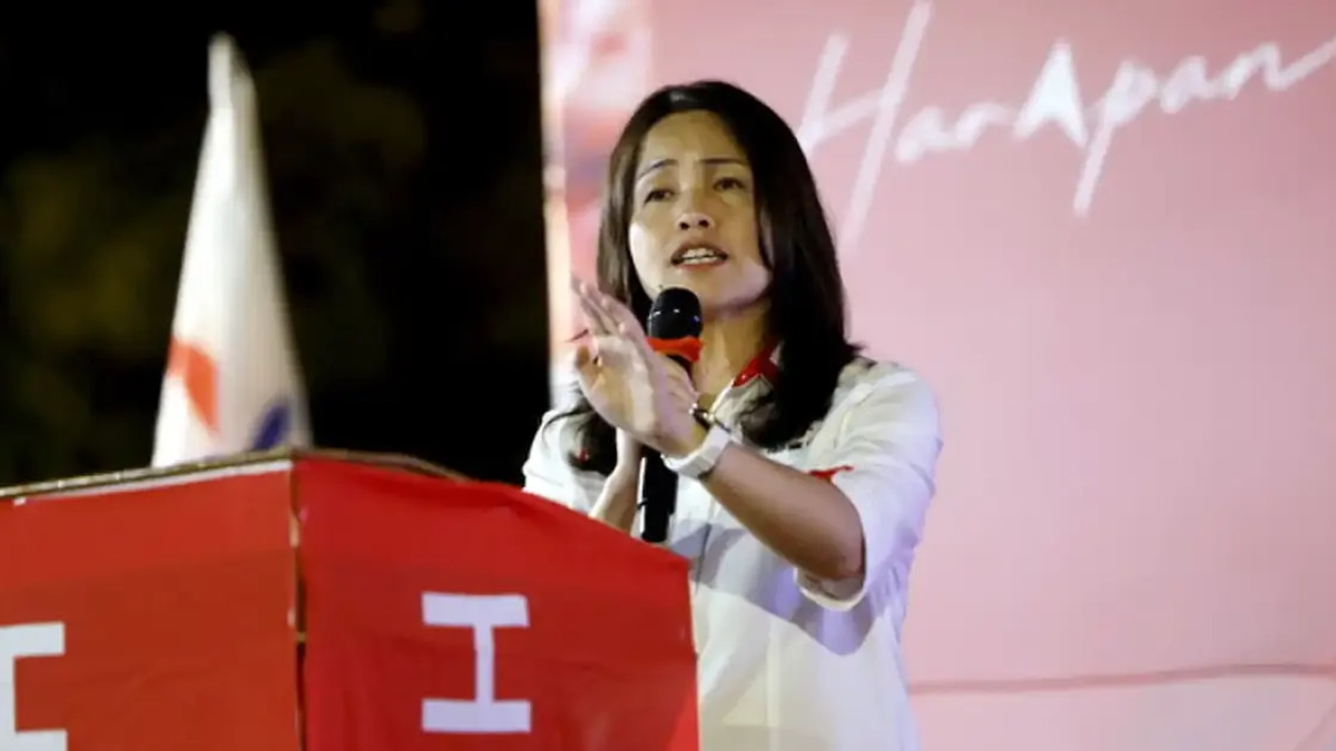DAP's Teo Nie Ching recalls awkward moment waving BN flag during Mahkota by-election campaign