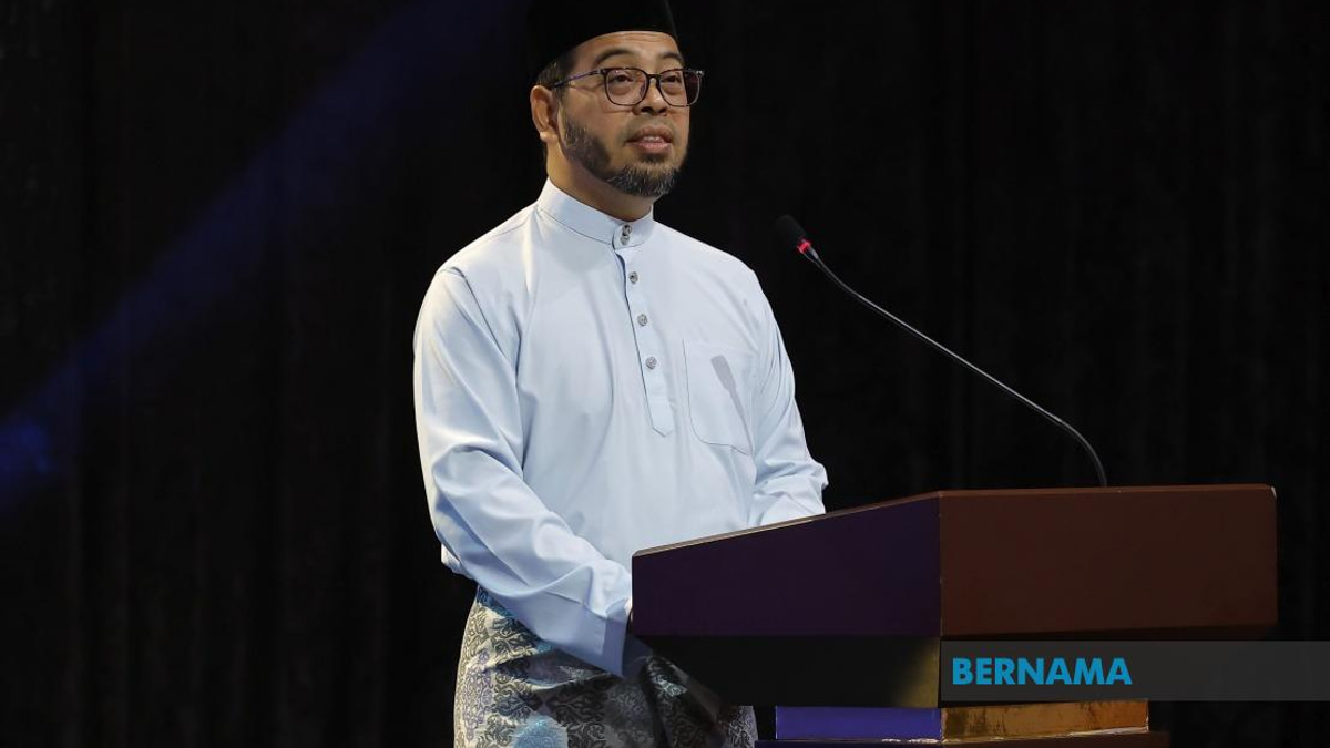 Dr Zulkifli Urges Muslims to Unite and Transcend Divisions for National Strength