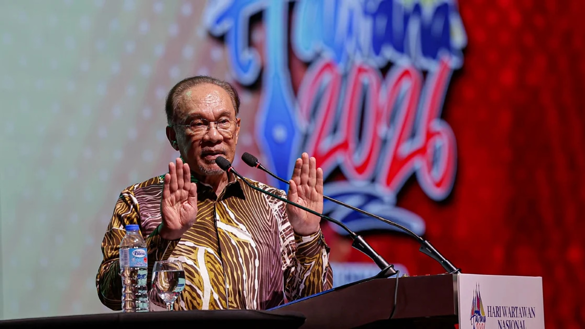 Anwar Expresses Confidence in Judge Nallini's Leadership of Malaysian Media Council